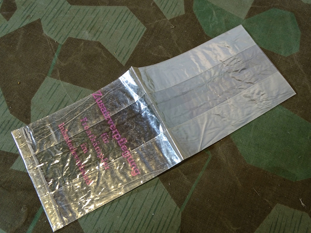 WH, 2. WK, Cellophantüte mit Aufdruck : Zusatzverpflegung für Frontkämpfer im Infanterieverband