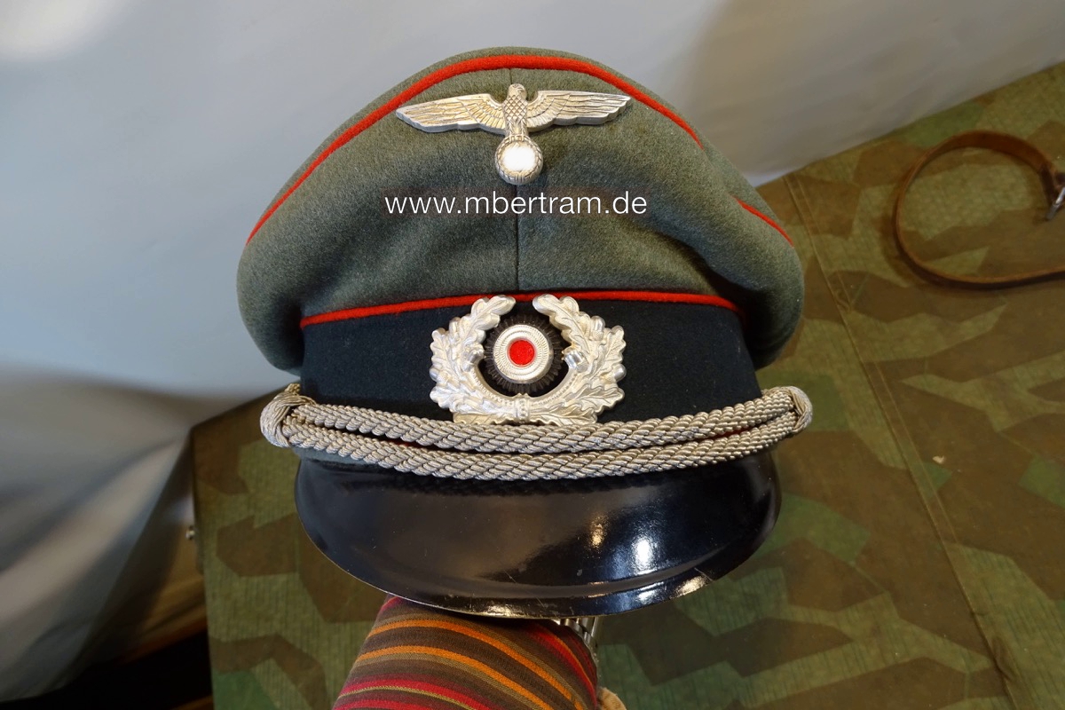 Wehrmacht Artillerie Offiziers Schirmmütze  "Uniformen Carl Derwig Berlin Mohabid"