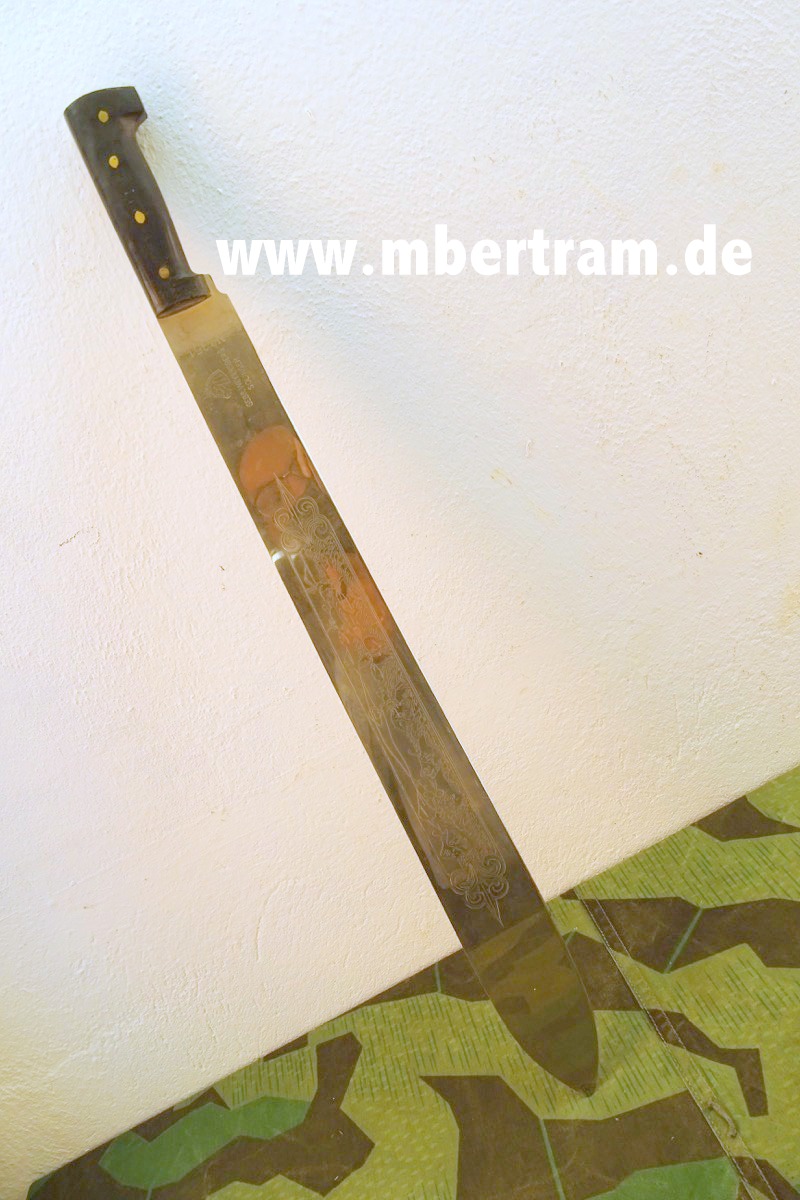 Machete/ Haumesser der Fa. Gebr. Weyersberg Solingen, ca.68 cm, mit Ätzung