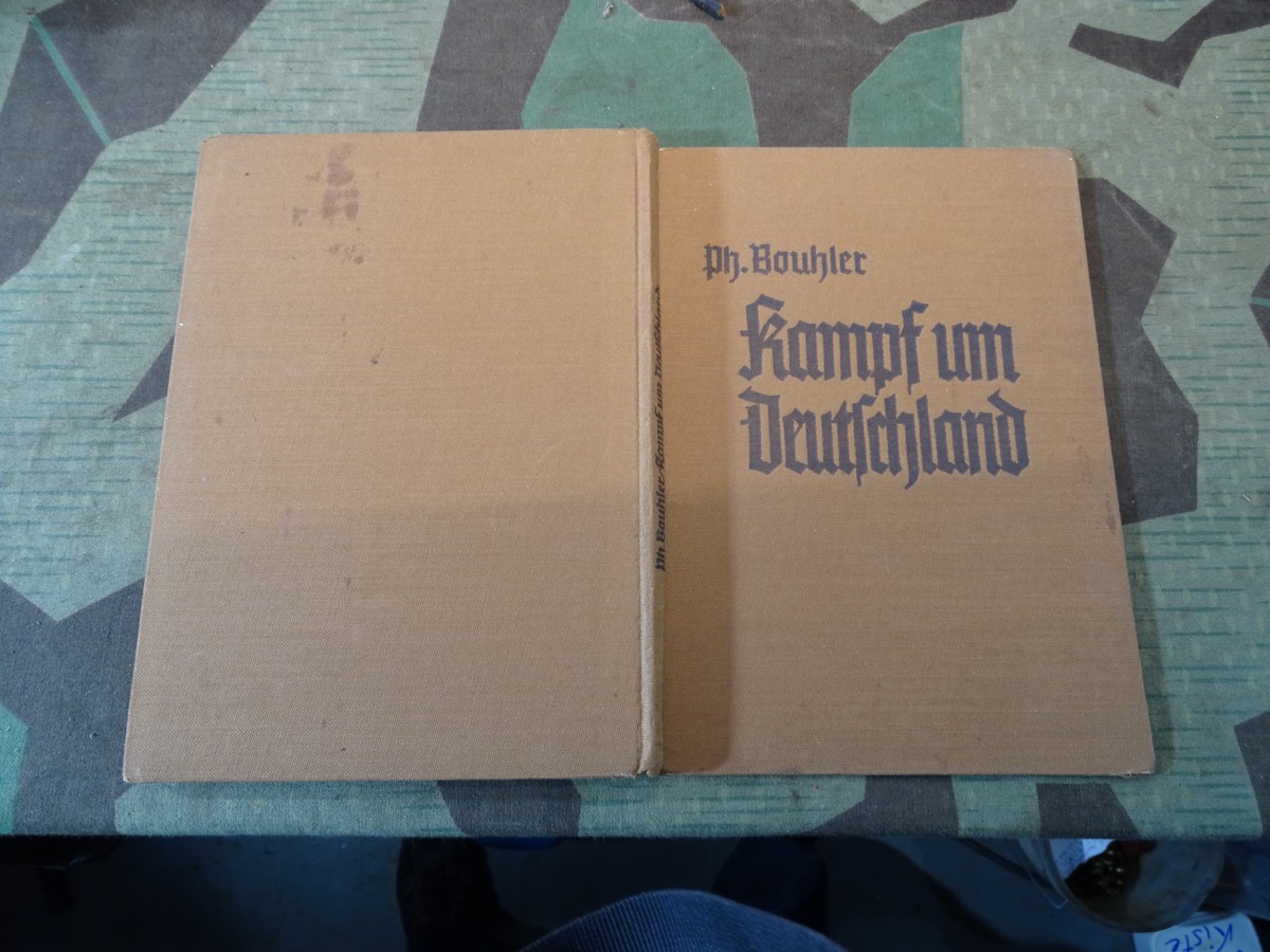 Bouhler, Philipp. Kampf um Deutschland. Ein Lesebuch für die deutsche Jugend. Berlin, Eher, 1938