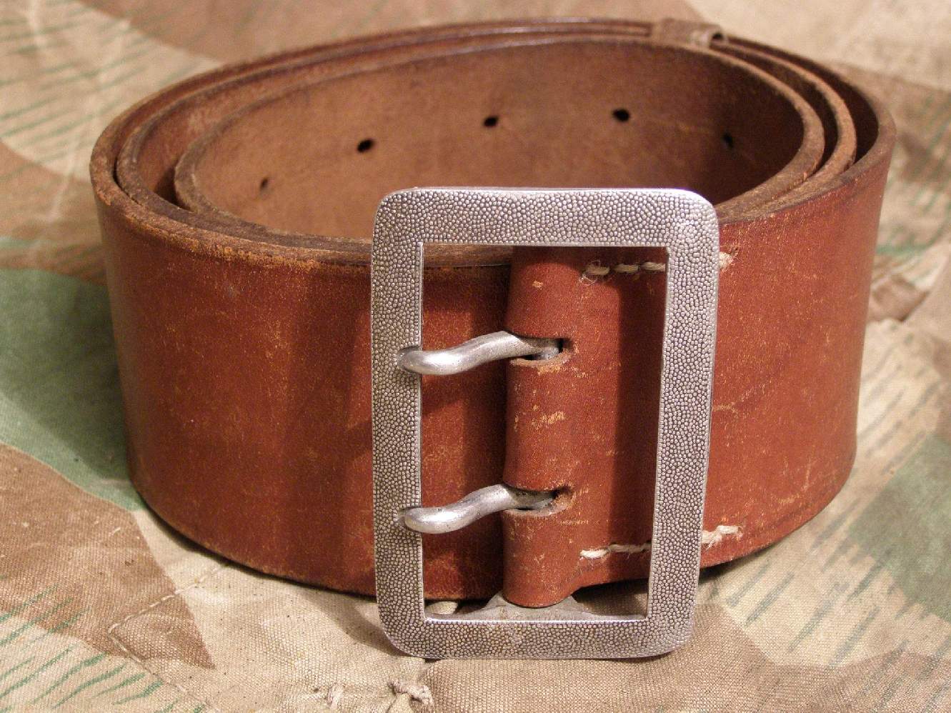Wehrmacht Offizierskoppel, 2-Dorn, 1,13m, Croupon, RZM
