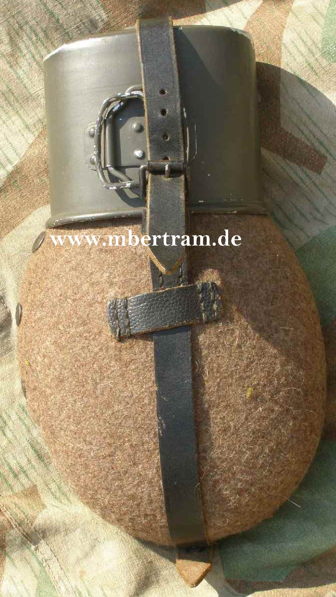 Wehrmacht Feldflasche M 31, Hst.: OHW 41 auf Deckel, Hals