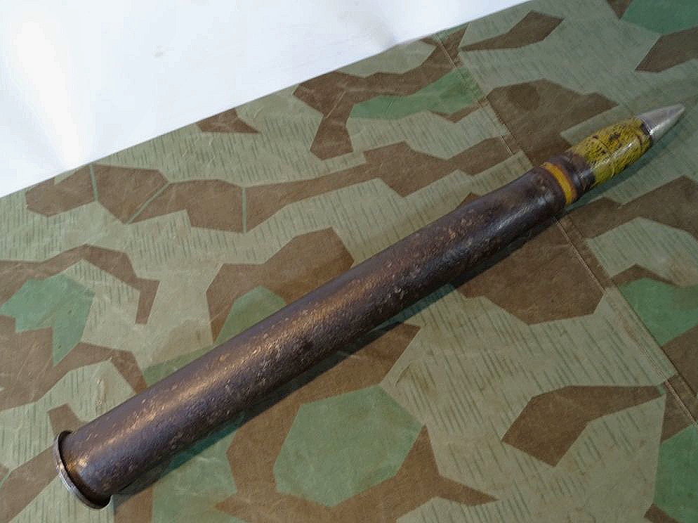 Deko Spreng Granate 3,7 cm Kriegsmarine Flak mit Hülse und Aluzünder , Originallack