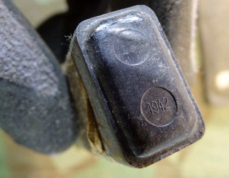 Wehrmacht Gas-Hautentgiftungsmittel Losantin, von 1942, grüner Ring