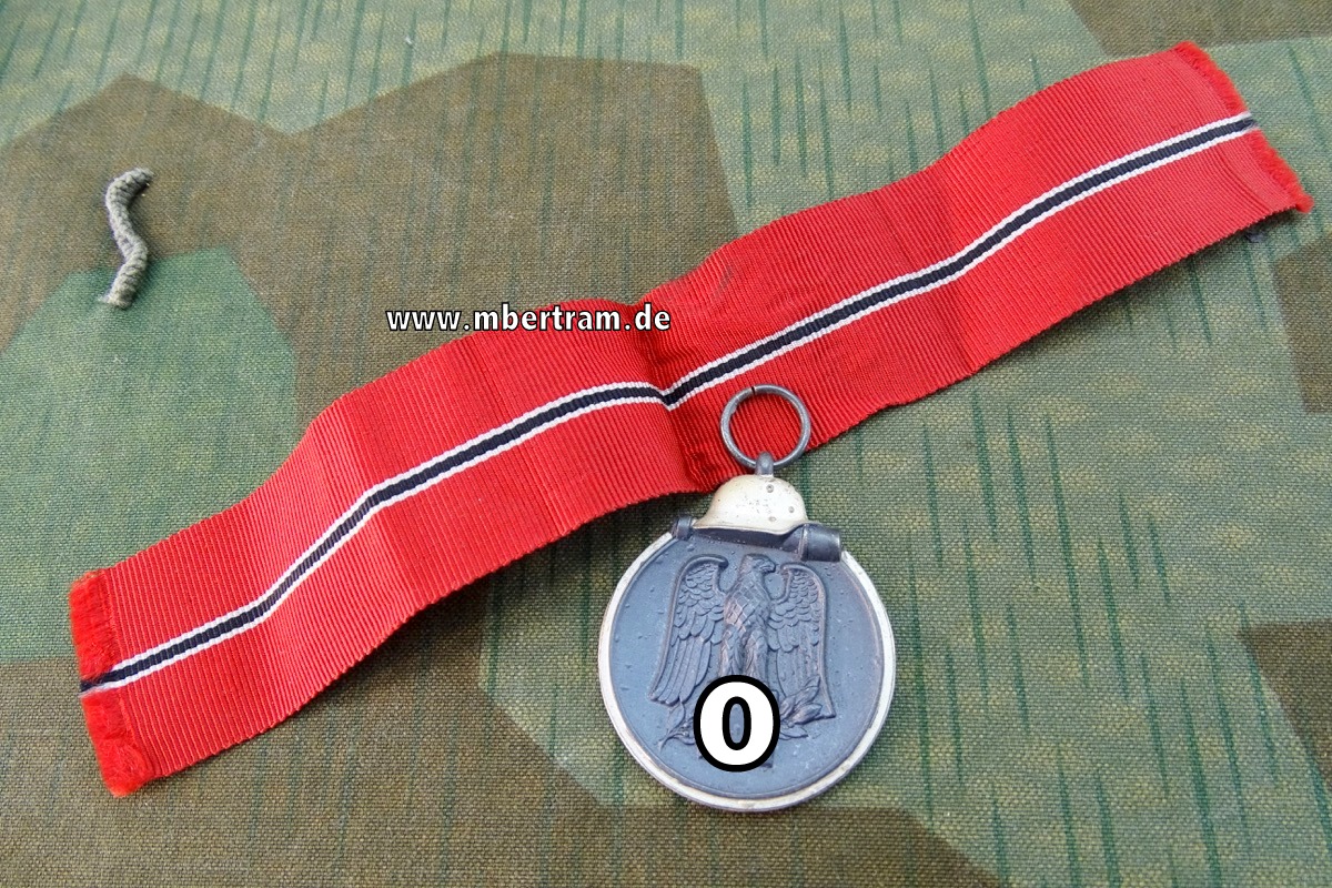 Medaille Winterschlacht im Osten,  Feinzink, am Band, Hersteller 77