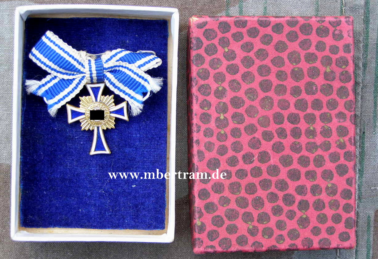 MINIATUR: Mutterkreuz in gold, Bandschleife, Lieferkarton
