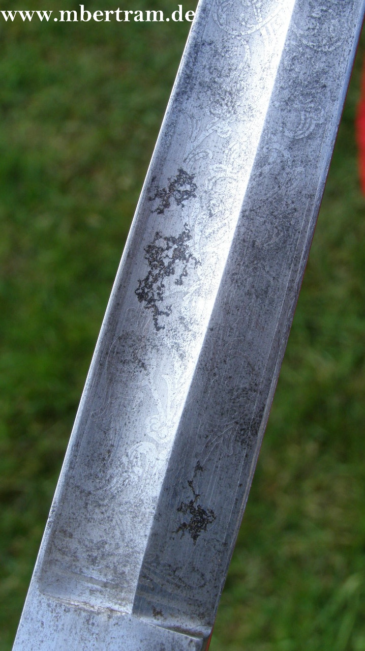 10384-13 Infanterie Offizierssäbel, Löwenkopfgriff, gekreuzte Säbel