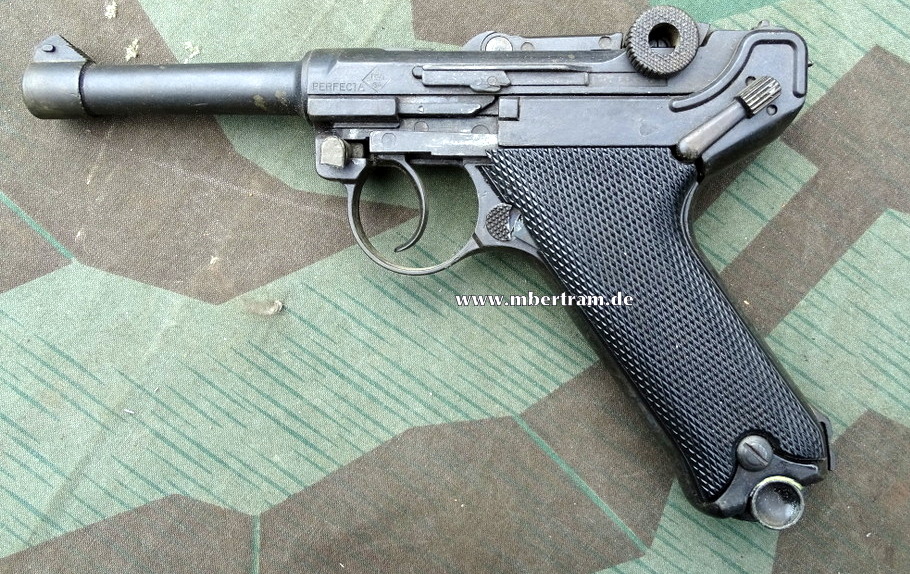 Modellwaffe/ Dekowaffe : Luger P 08, Metall Nachbau