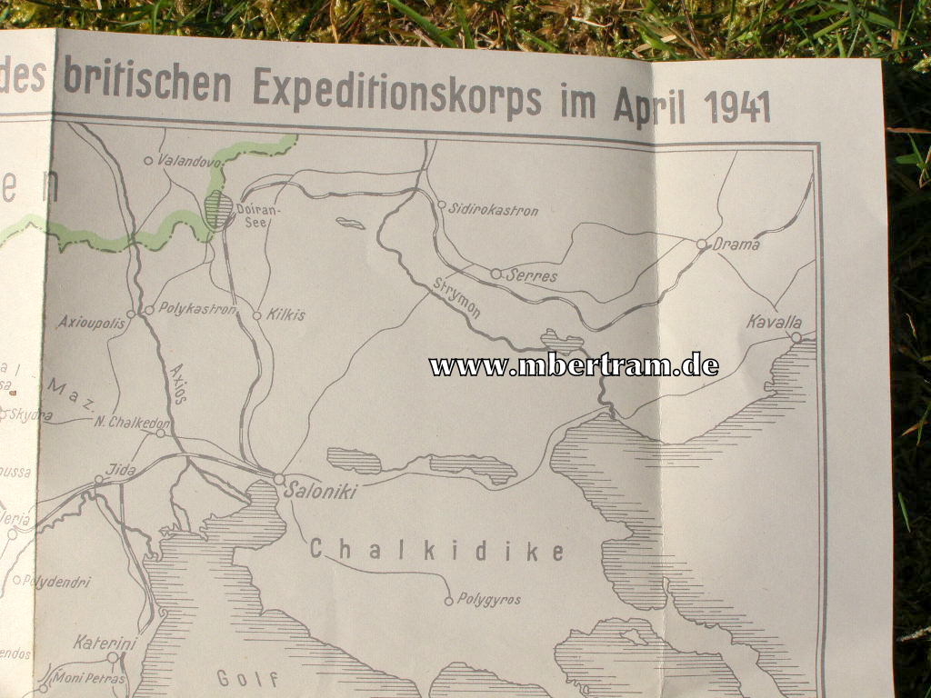 13608-10 Wehrmacht: schwarze, genoppte Kartentasche mit Inhalt