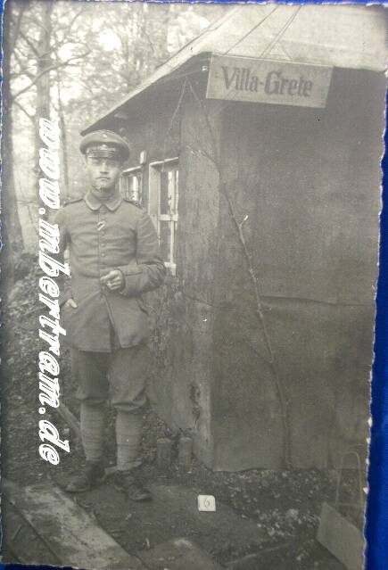 Portraitfoto: Uffz./ Feldwebel 1. WK in feldgrauer Uniform
