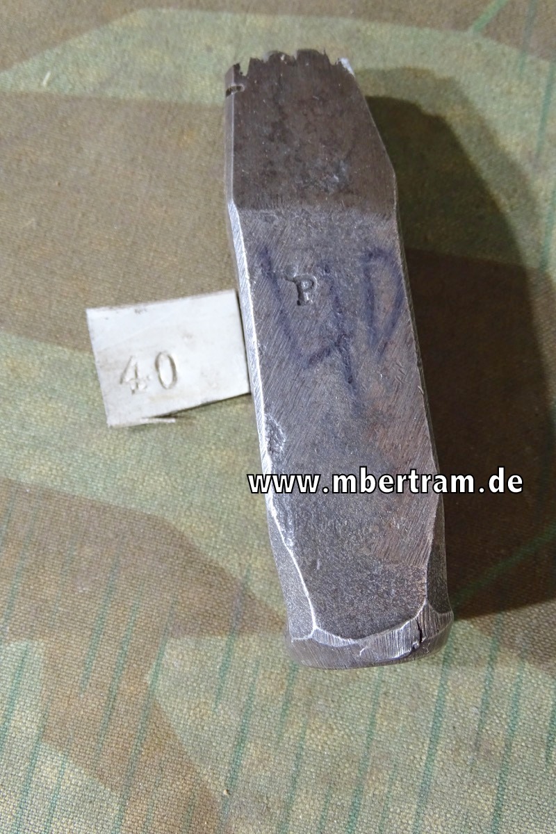 Alte Jahreszahl "40 "Schlagstempel für Metall, Zahlenhöhe ca.  5mm