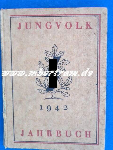 Jungvolk Jahrbuch von 1942, 255 Seiten , bebildert, mit Kalenderteil und wissenswerten Infos