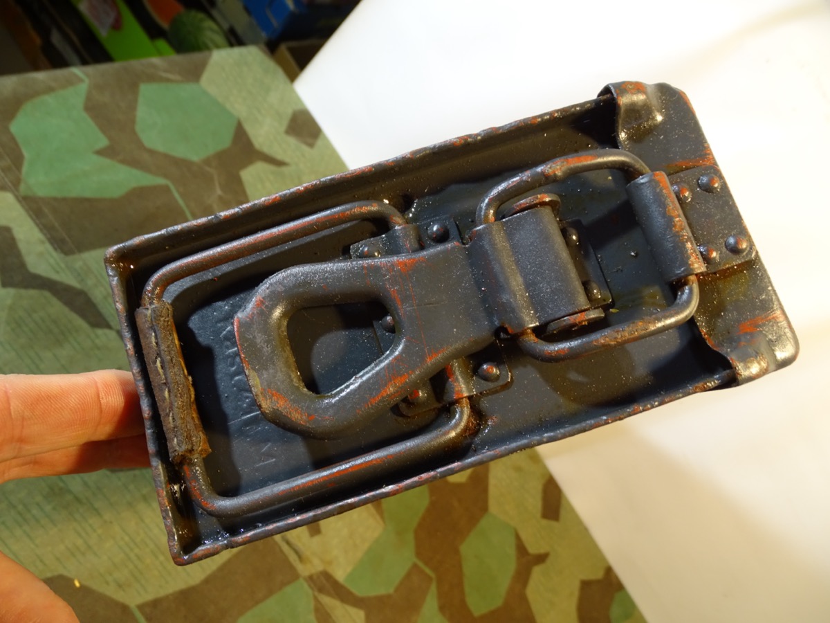 MG 34/42 Patronenkasten 41, Luftwaffe Hst: "brh/4, (1944) "