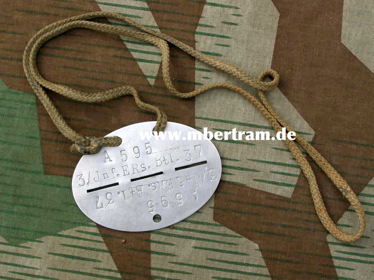 Erkennungsmarke 3. Infanterie Ers. Btl. 37, Alu, Trageschnur