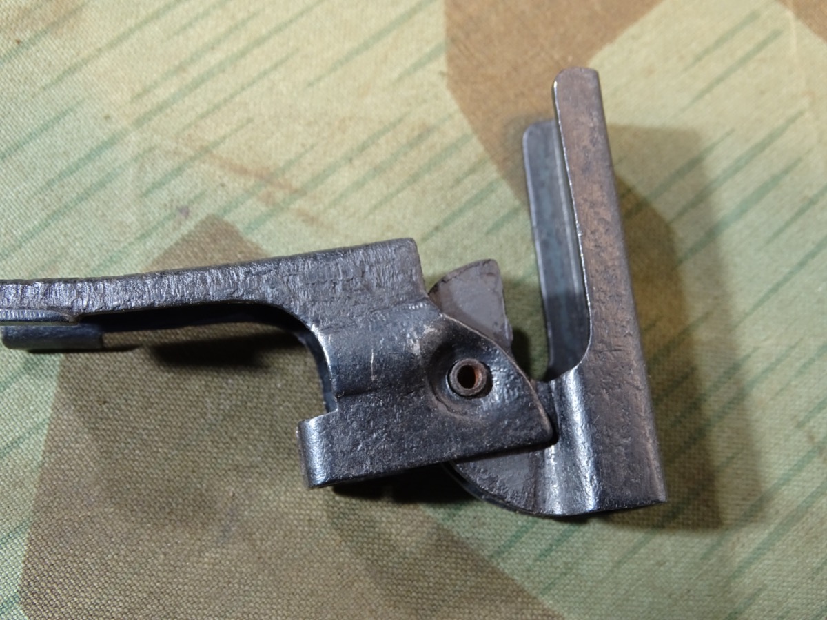 Auszieherwechselwerkzeug für MG 42, späte, vereinfachte Kriegsfertigung um 1944/45, Hst.: azg, WaA 710
