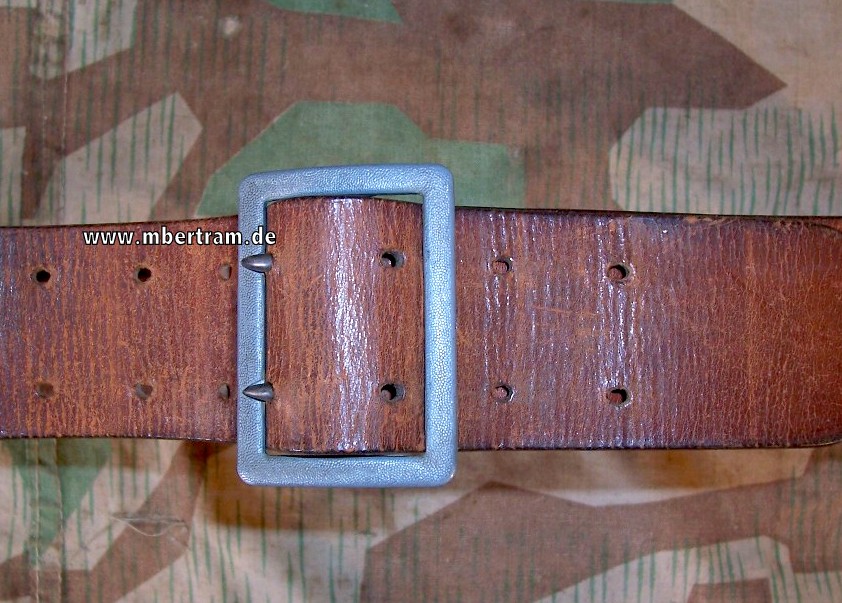 Wehrmacht/ Luftwaffe 2-Dorn Koppel für Offiziere