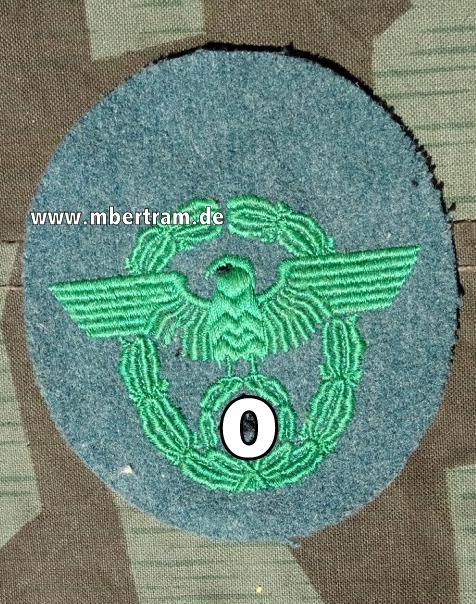 Ärmeladler Schutzpolizei, Grüner Adler, schwarzes HK auf Polizeistoff