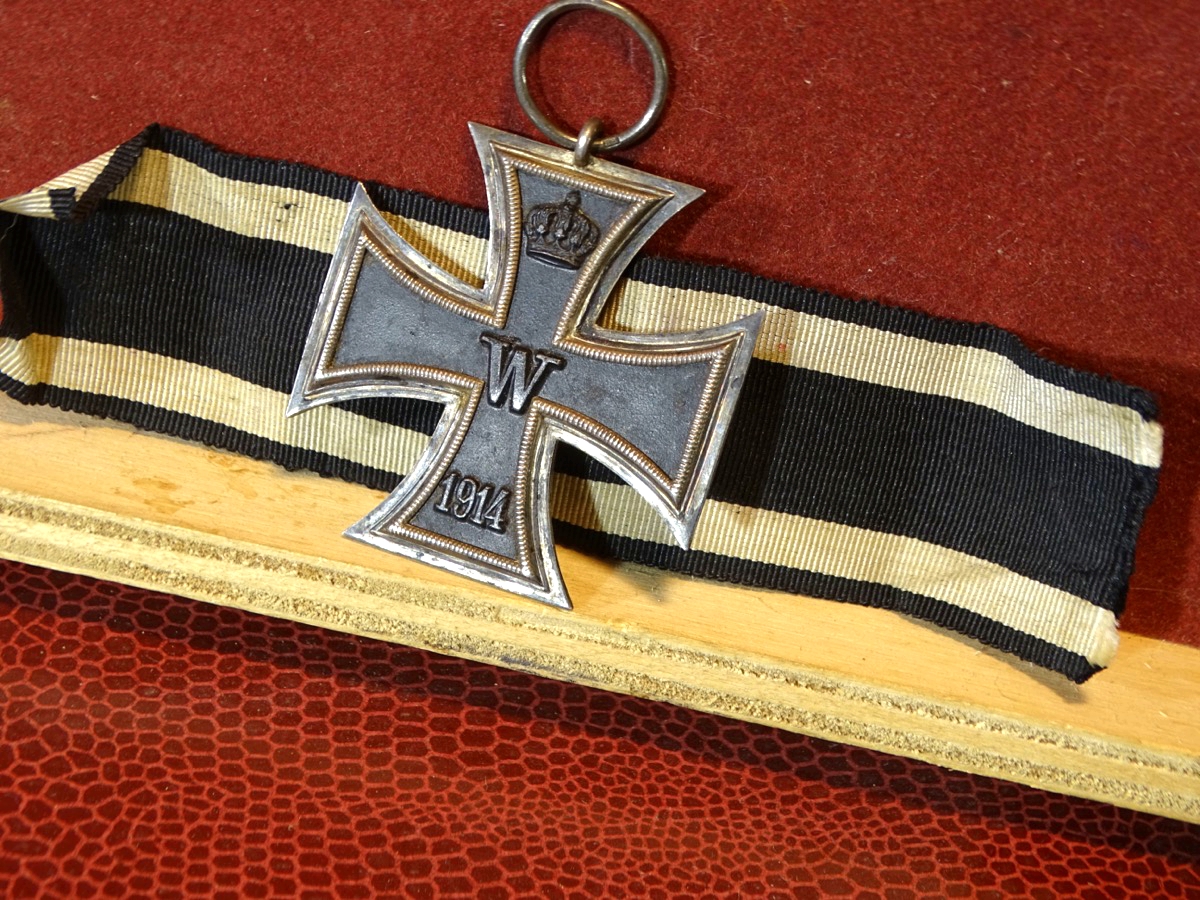 Eisernes Kreuz 2. Klasse 1914, Hst.: FR - Gebr. Friedländer, Berlin