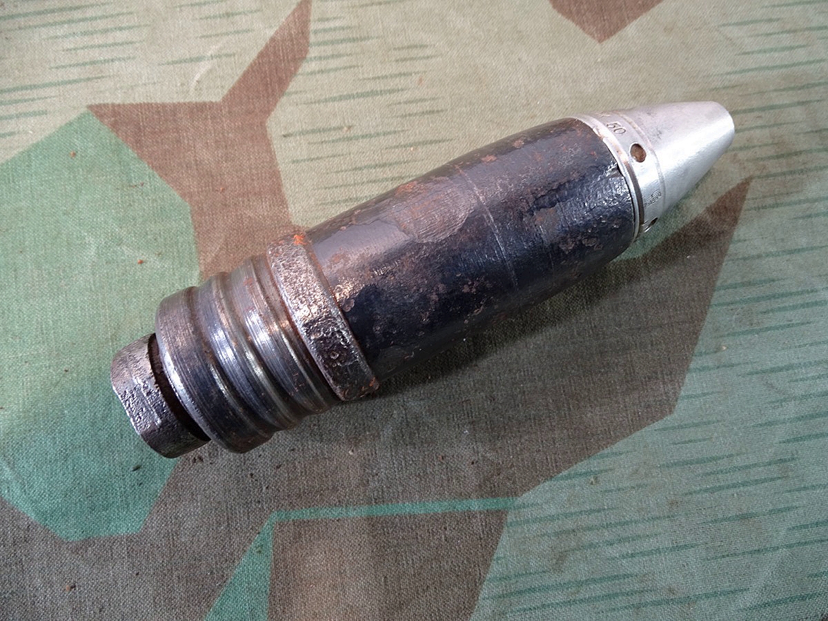 Deko Geschoss für 3,7 cm Flak Granate, mit sehr schönem Alu Zünder Hst: dbk 42 u. Leuchtspureinsatz  Deko Geschoss für 3,7 cm Flak Granate, mit sehr schönem Alu Zünder Hst: dbk 42 u. Leuchtspureinsatz