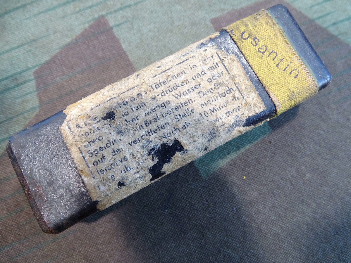 Wehrmacht Gas-Hautentgiftungsmittel Losantin, jmh 1943, gelber Ring