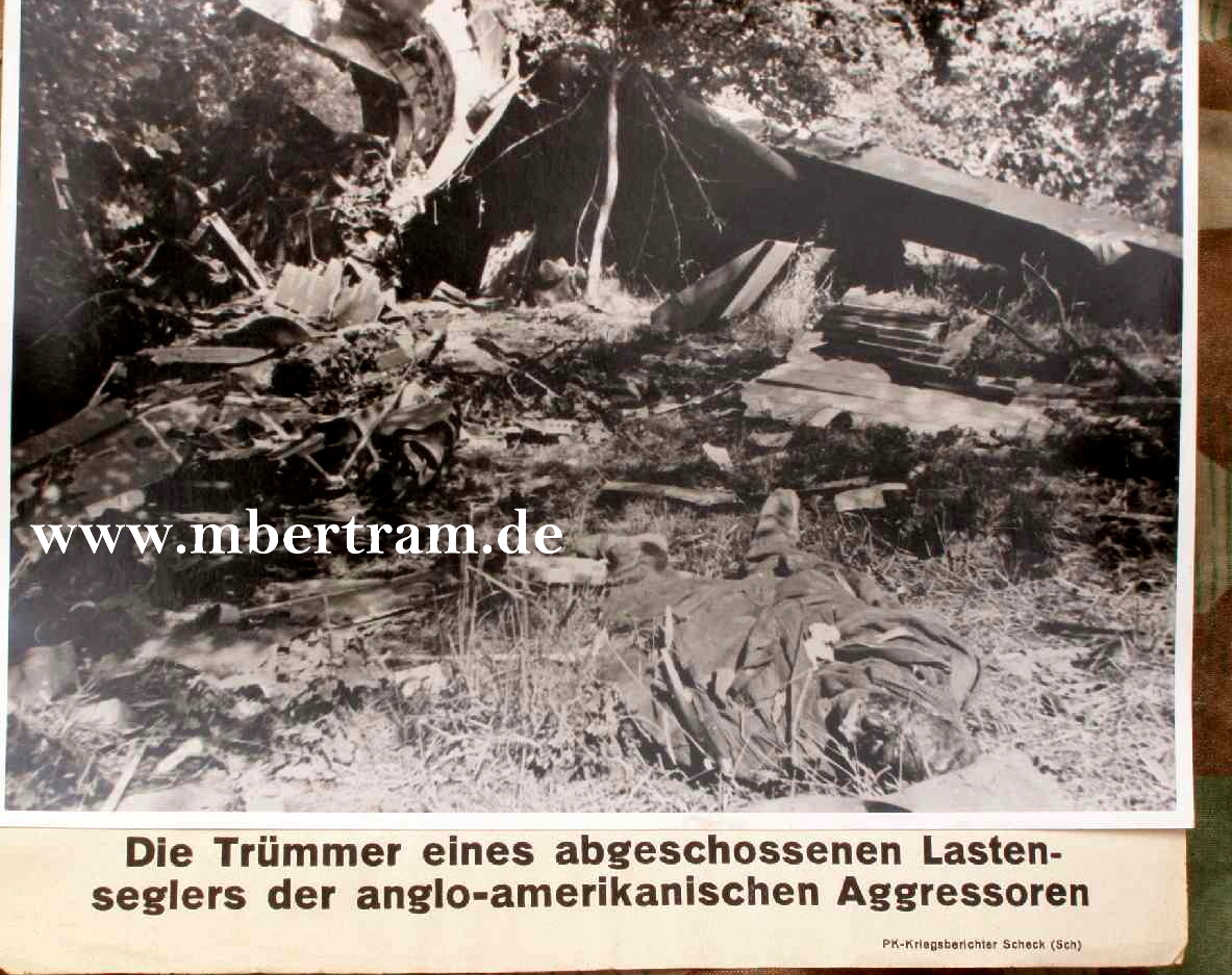 Trümmer abgeschossener anglo amerikanischer Lastensegler