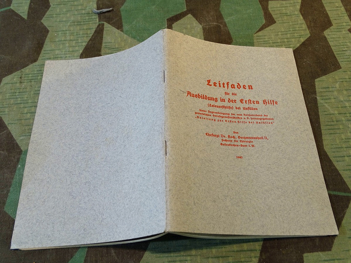 Leitfaden für die Ausbildung zur ersten Hilfe ( Laienhilfe ) bei Unfällen 1943
