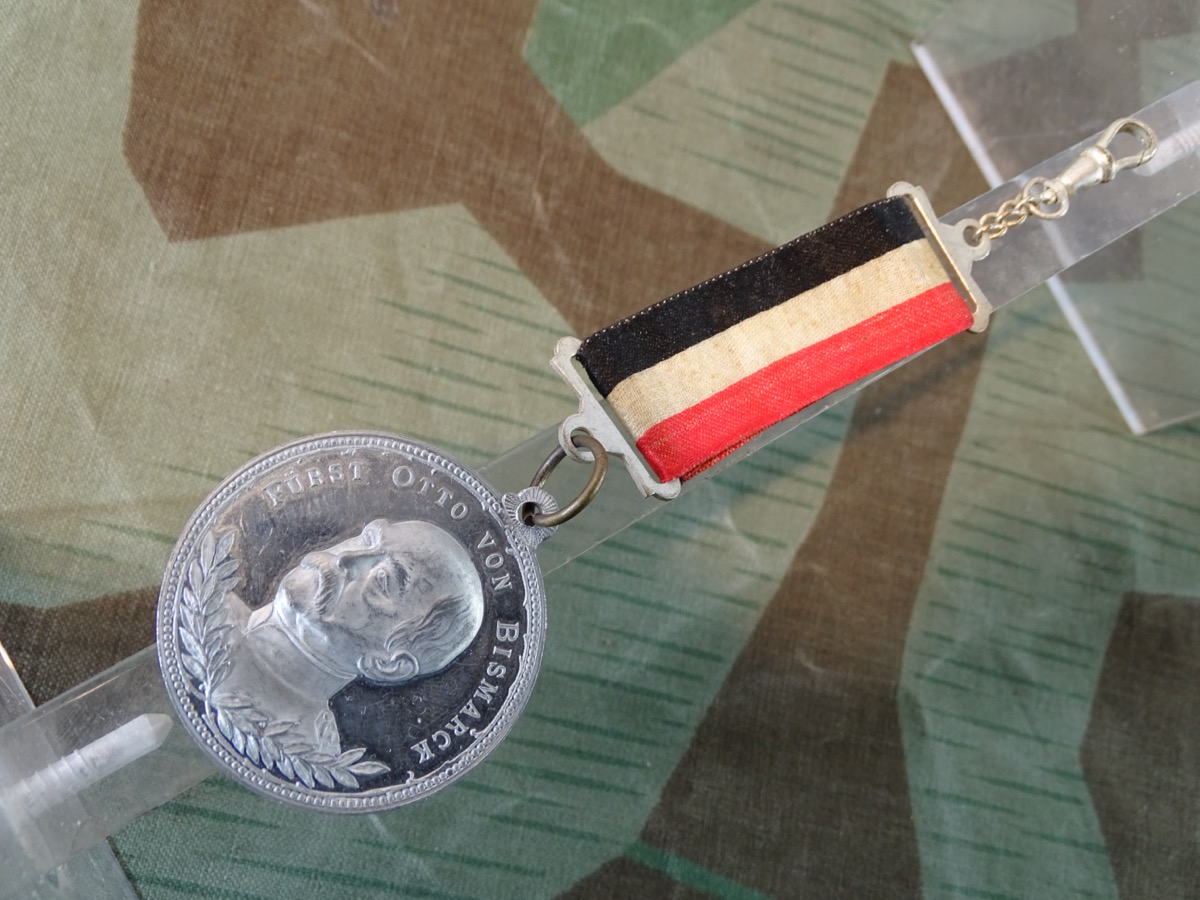 Tragbare Erinnerungsmedaille Fürst Otto von Bismarck, Zum Gedächtniss an den 1 April 1895