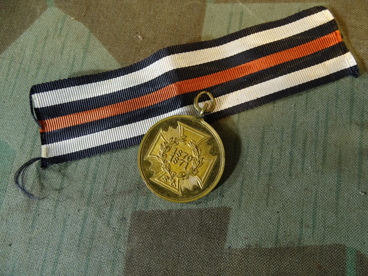 Kriegsdenkmünze 1870/71, Buntmetall mit Band