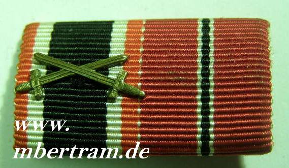 2er Bandspange: Ostmedaille, KvK mit Schwerterauflage