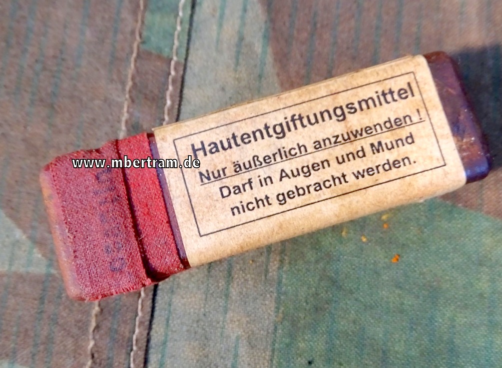 Wehrmacht Gas-Hautentgiftungsmittel Losantin, von 1937, roter Ring