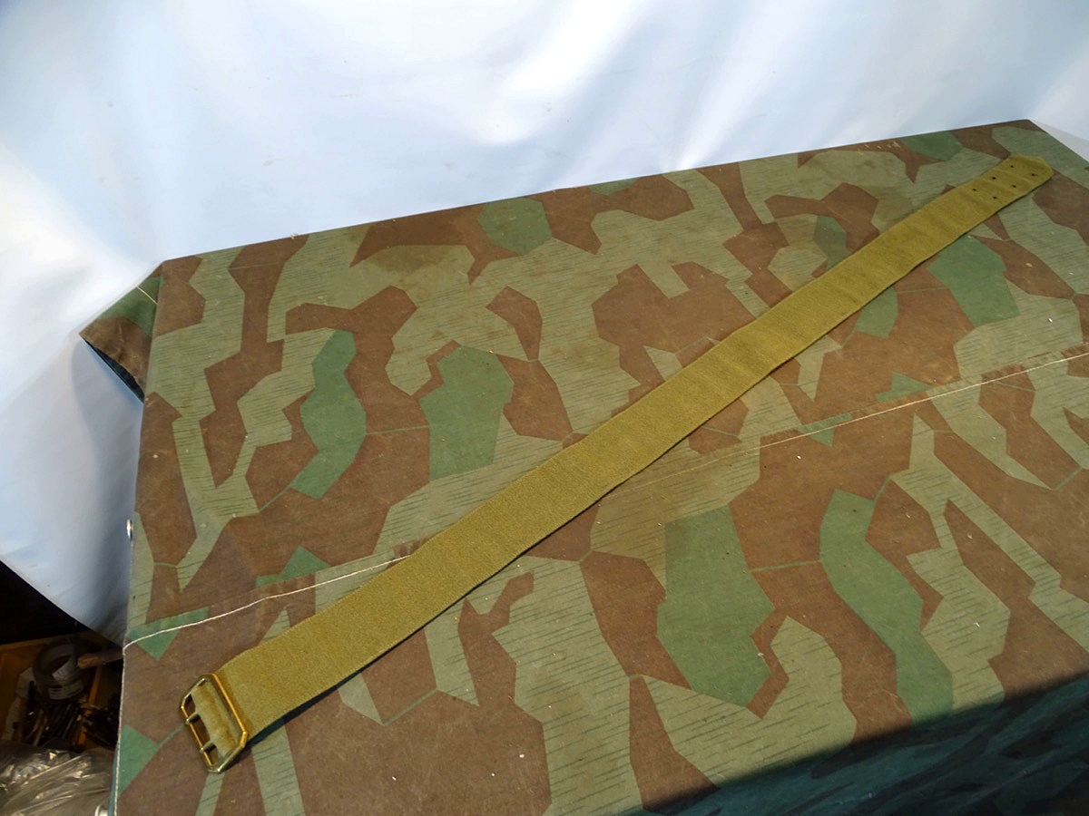 UK RAF OFFICER KHAKI DRILL SERVICE DRESS TUNIC belt 2.ww. Ohne Datum, 100 cm. 