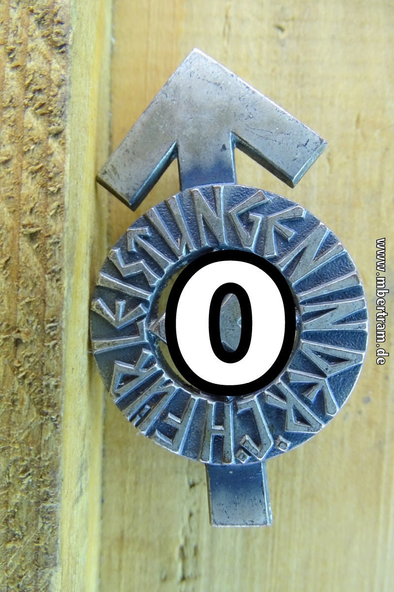 HJ-Leistungsabzeichen in Silber, Cupal, versilbert, Hersteller "RZM M 1/63", Expertsie