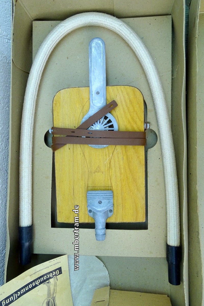 13511-125a7aecf8217c6 Komplettes Luftschutz Gasbettchen in Originalkarton mit Zubehör