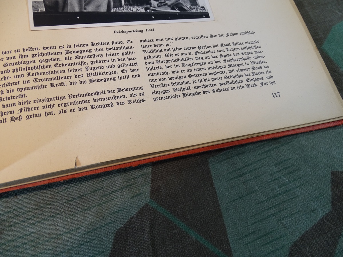 SAMMELBILDER ALBUM ADOLF HITLER,1936, mittlerer Zustand SAMMELBILDER ALBUM ADOLF HITLER,1936, mittlerer Zustand