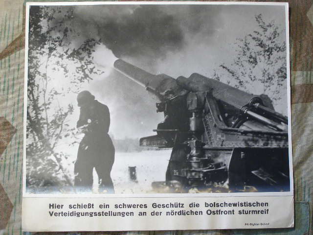 Schweres Geschütz schiesst feindl. Stellungen sturmreif, 1941