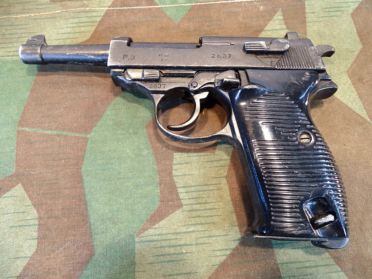 Metall Guss Nachbau / Reprowaffe einer Wehrmachts P 38 Denix 