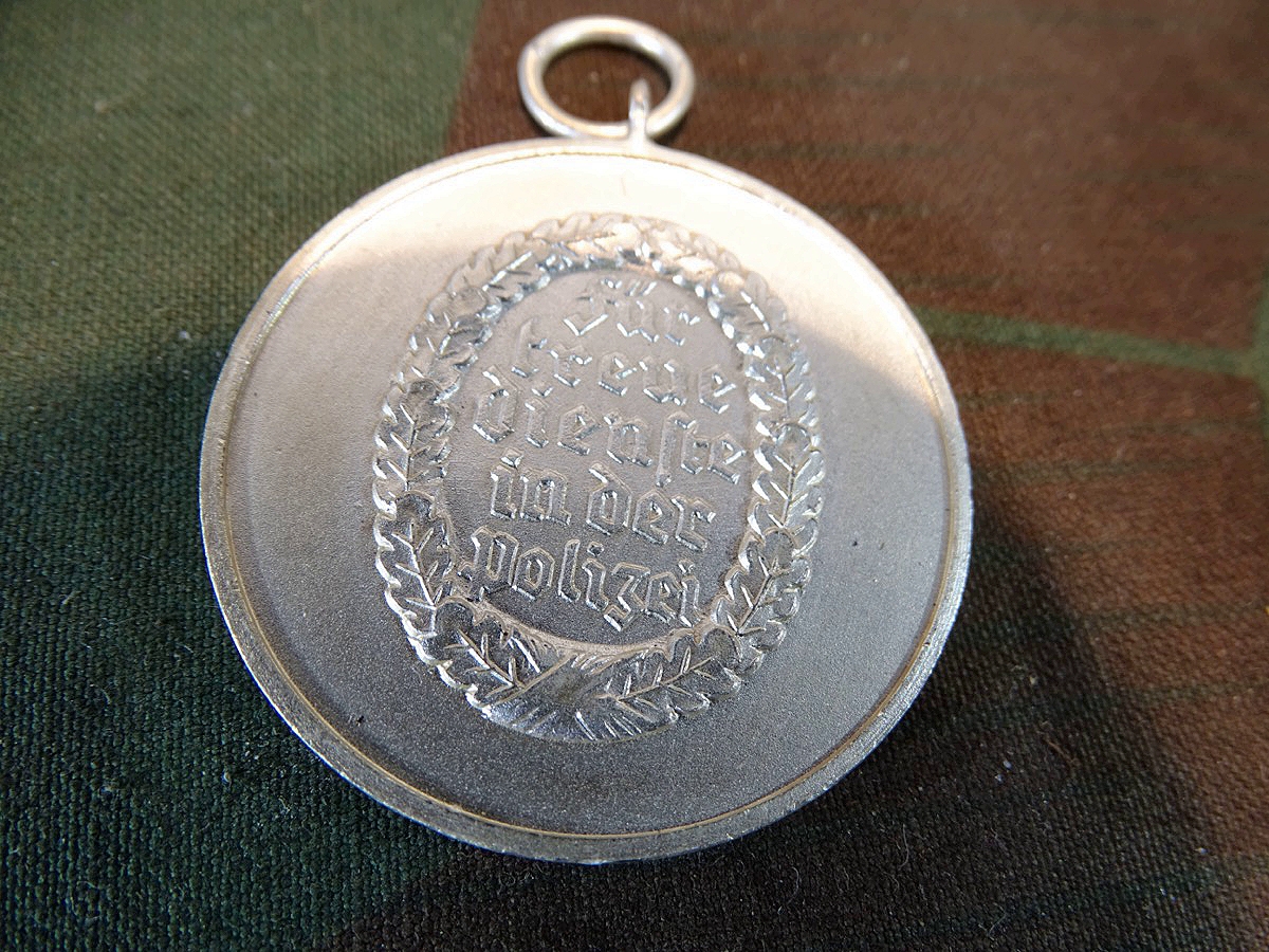 Medaille für treue Dienste in der Polizei 8 Jahre, tragbare 1957er Ausführung