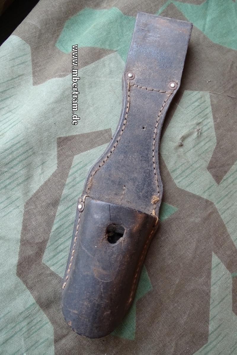 Koppelschuh zum Seitengewehr M 1884/98, frühes Stück, Alunieten