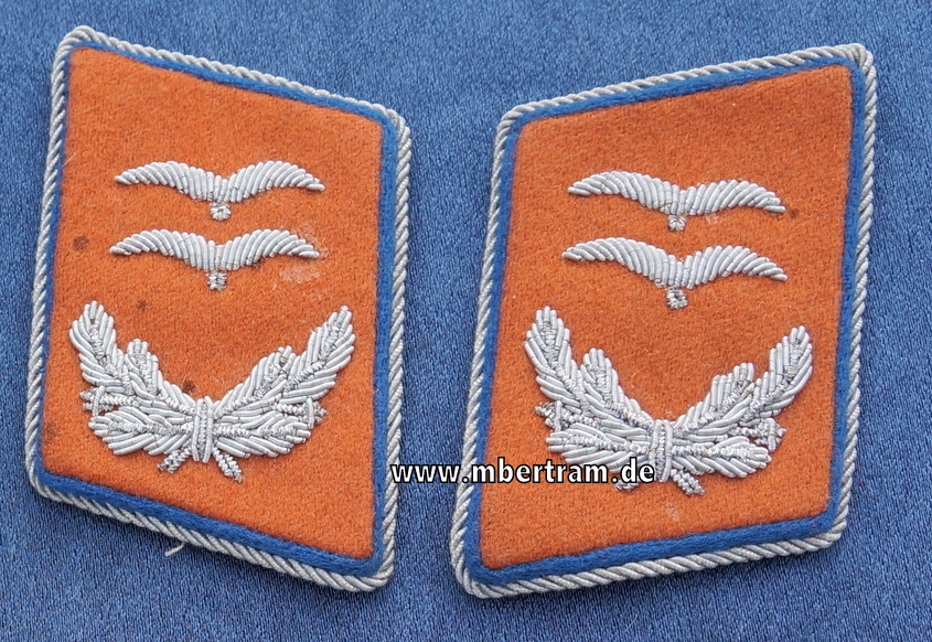 Paar Kragenspiegel Luftwaffe: Oberleutnant d. Reserve, Nachrichtentruppe.