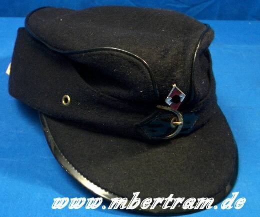 HJ /DJ Skimütze / Wintermütze. Späte Kriegsfertigung