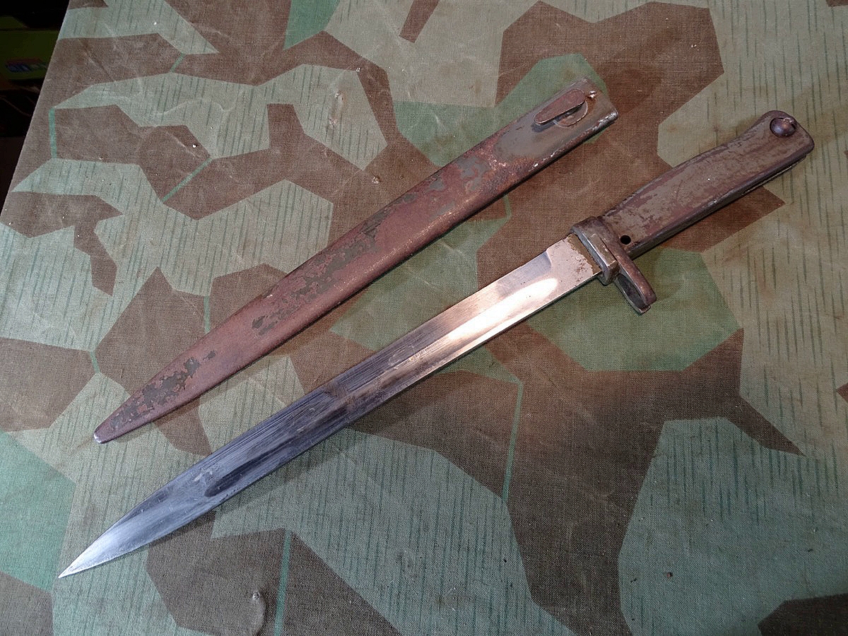 Notbajonett / Ersatzbajonett für G 88/ K 98, 1. Weltkrieg mit Blechscheide
