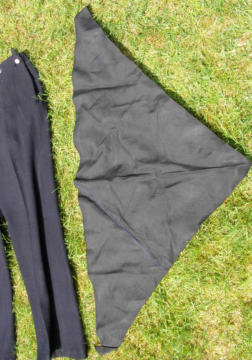 10045-33 Marine HJ Marinebluse, Kieler Kragen, Knoten, Schlaghose.