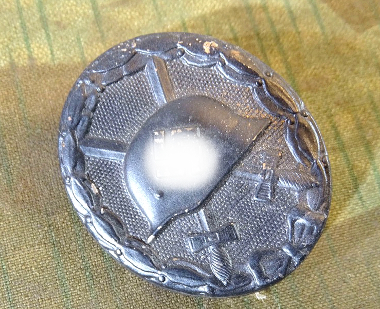 Verwundetenabzeichen 1939 in schwarz, magnetisch