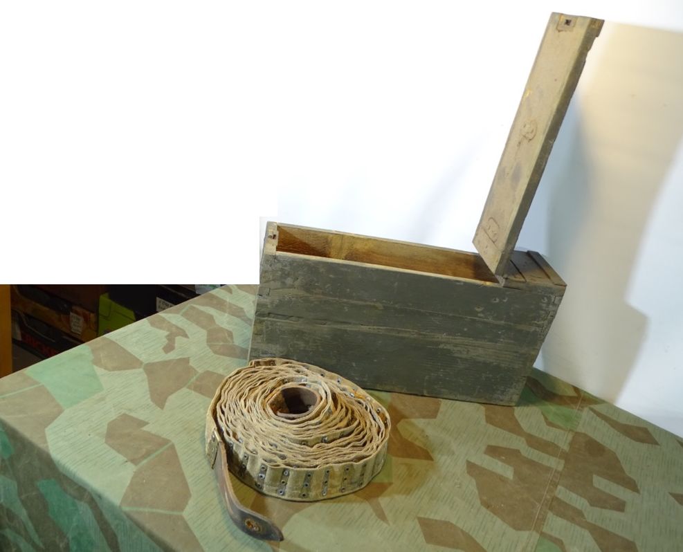 Holz Patronenkasten / Gurtkasten  MG Schwarzlose mit Gurt,  1. Weltkrieg
