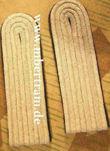 Paar Schulterklappen, Offz. Pion., Feldbluse, z. aufschlaufen
