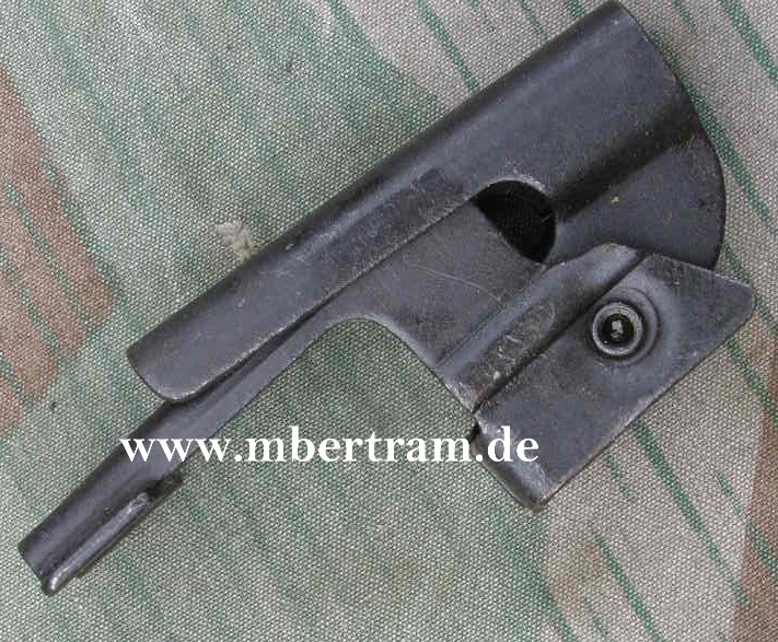 10332-24 WH MG 42 Zubehörtasche, 1944/45 Ersatzstoff, gefüllt