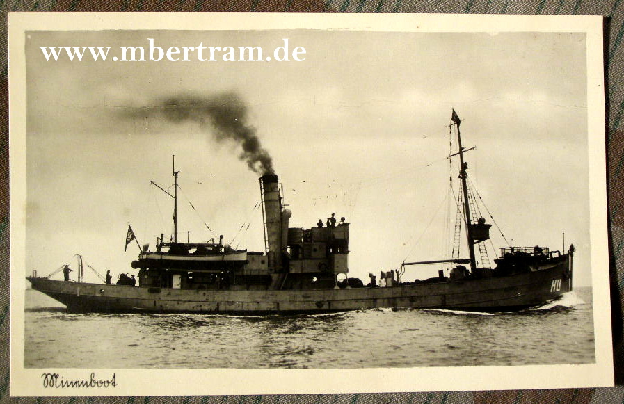 Postkarten Portraitaufnahme Kriegsmarine : " Minenboot"