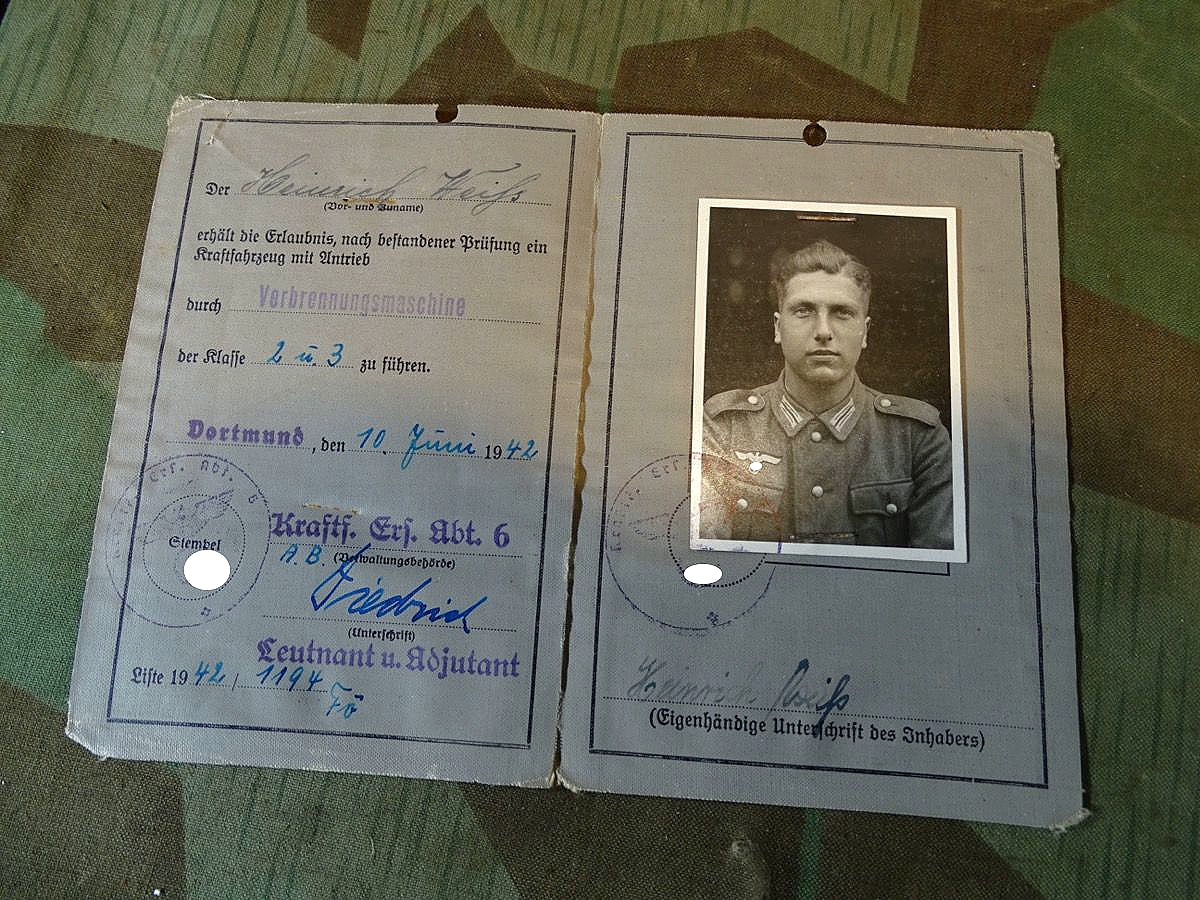 Wehrmacht Führerschein, H.Weiss aus Marburg, Kraftf. Ers. Abt. 6-Dortmund,  Bild