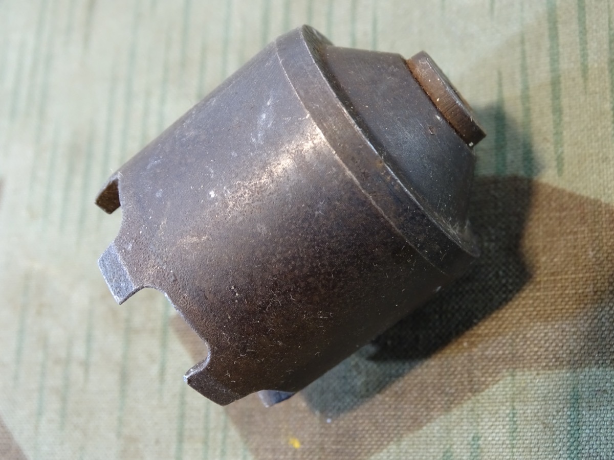 Manöver Patronen Gerät Mündungsfeuerdämpfer Düse für MG 42/53 Manöver Patronen Gerät Mündungsfeuerdämpfer Düse für MG 42/53
