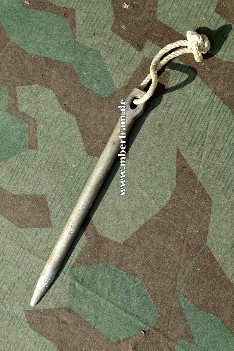 Zelthering Wehrmacht " S&amp;C 1942 Aluminium, gebraucht.